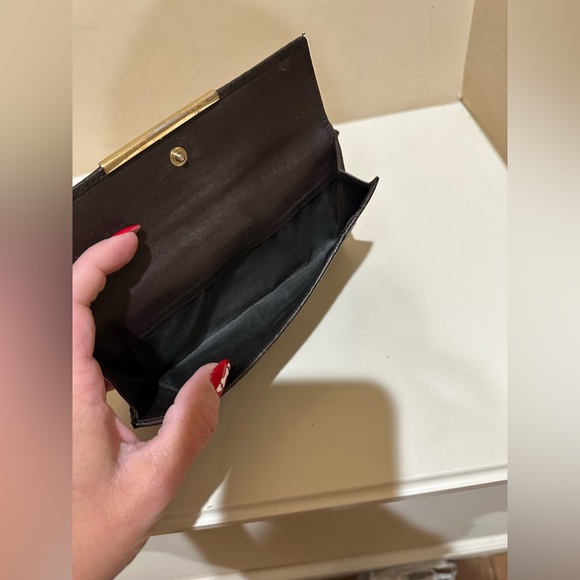 Gucci Guccissma Brown Leather Long Wallet - Picture 4 of 9